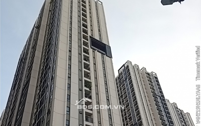 Bán căn hộ 78m² Hado Centrosa Garden, Quận 10, sổ hồng sẵn, chỉ 13 tỷ.